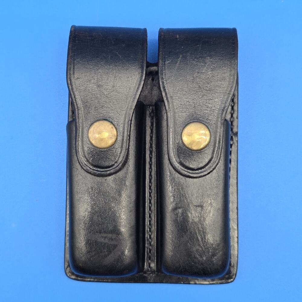 Bianchi #20C Double Magazine Pouch 9mm Auto Black Leather Duty Belt Holder